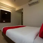 Oyo 37193 Vijay Sagar Deluxe Hotel