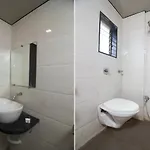 Oyo 37193 Vijay Sagar Deluxe 3*