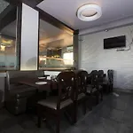 Oyo 37193 Vijay Sagar Deluxe