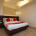 Hotel Oyo 37193 Vijay Sagar Deluxe Mumbai