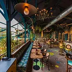 Goldfinch Hotel Mumbai