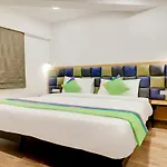 Hotel Treebo Trend Avenue 3*