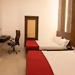 Empire Royale Hotel