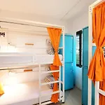 Gostops Lite Hostel
