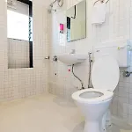 Gostops Lite Hostel