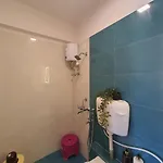 Osi Khar West *