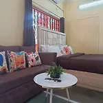 Apartment Osi Khar West