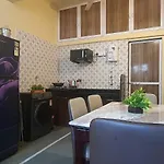 Osi Khar West Apartment