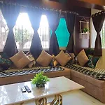 Osi Khar West Apartment *
