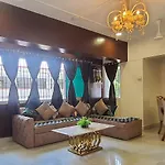 Apartment Osi Khar West