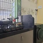 Osi Khar West Apartment