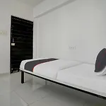 Collection O Auckland House Hotel Mumbai