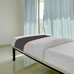 Collection O Auckland House Hotel Mumbai