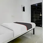 Collection O Auckland House Hotel