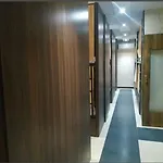 Almas 24 Aircondition Hostel Mumbai