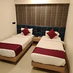 Hotel J And Banquets