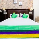 Treebo Laaiba Residency