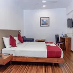 Hotel J And Banquets 3*