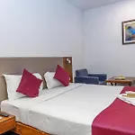 J And Banquets Hotel 3*