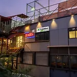 Treebo Zaid International Powai