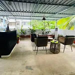 Luxe-bnb Near Airport Homestay