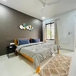 Luxe-bnb Near Airport *
