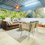 Luxe-bnb Near Airport Homestay