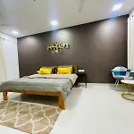 Luxe-bnb Near Airport Homestay Mumbai