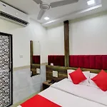 New Balaji Residency 3*