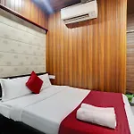 Hotel Ab Residency Near Kokilaben Dhirubhai Ambani Hospital Andheri West 3*