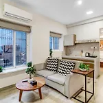 Bed & Breakfast Maven 1bhk Khar W By The Company Mumbai