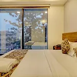 Merry Gold Hotel