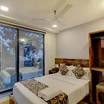 Hotel Merry Gold