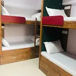 Everest And Hotel Mumbai