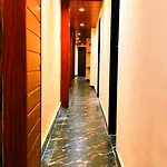 Nadim Tiger Residency 2*