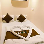 Hotel Nadim Tiger Residency