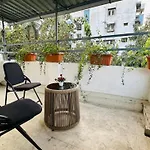 Luxe-bnb Near Airport Homestay