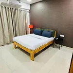 Luxe-bnb Near Airport Homestay Mumbai
