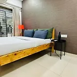 Luxe-bnb Near Airport Homestay Mumbai