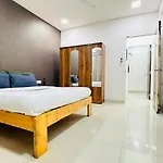 Luxe-bnb Near Airport Mumbai