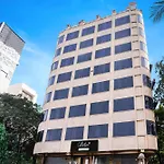 Super Collection O Andheri Near Western Express Highway Hotel