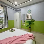 Modern 2 Bedroom Bandra Trendy Location *