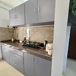 Modern 2 Bedroom Bandra Trendy Location * Mumbai