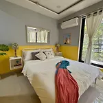 Modern 2 Bedroom Bandra Trendy Location Apartment *