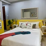 Modern 2 Bedroom Bandra Trendy Location Mumbai