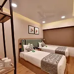 Click Andheri Midc 3*