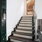 Stay Retreats At Welcome Apartment Nr Andheri