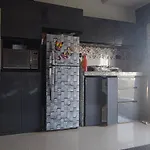 Studio Apartment In Santacruz