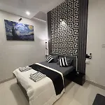 Apartment Ivy Splendour Dice Private Studio, Oshiwara Mumbai