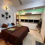 Apartment In Lokhandwala #014